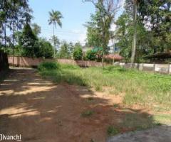 plot 7.500 cent for sale near kureekkad tripunithura 7 L/cent, Ernakulam