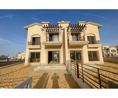 Choose Your Premium Villa For Rent in Noida - Image 1