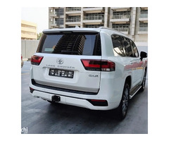 Toyota Land Cruiser GXR 2022 Gulf Model - Image 4
