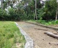 Lorry accessible tar road frontage, - Image 1