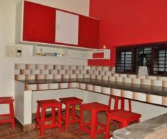 5 BR, 5000 ft² – Paying Guest food and accommodation for ladies near Technopark - Image 1