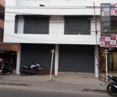 9687 ft² – 900 sqft shop close to MG road and Metro nr. Shenoys jn. Ernakul