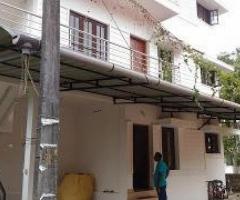 3 BR – Semi furnished flat for rent at kathrikadavu Kaloor