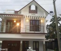 3 BR, 4 ft² – 4cent land and 1600sqft. House for sale in Kakkanad – Thevakkal